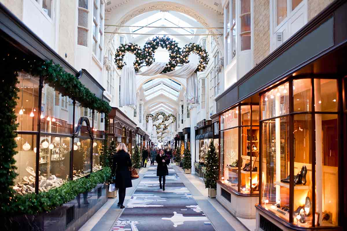 Sales forecasts positive for Christmas 