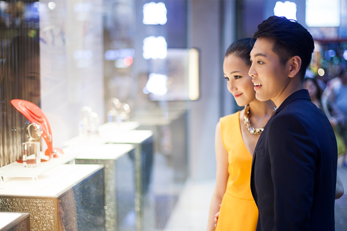 Chinese consumers dominate the luxury market 