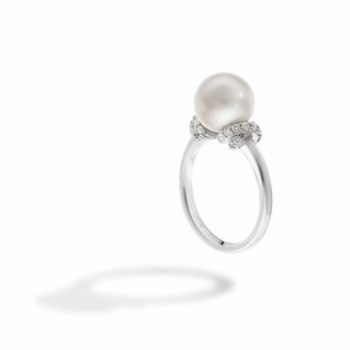 Alchimia Earrings in white gold with pearls and diamonds