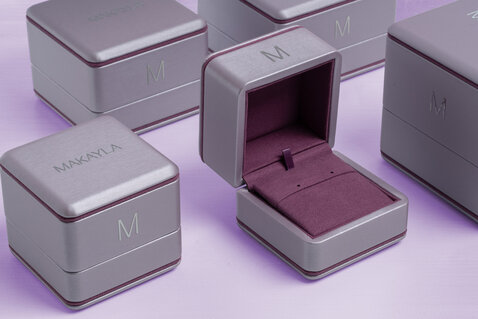 MAKAYLA Box