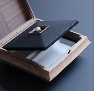 MA-CHA: extraordinary wooden boxes