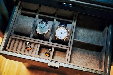 Made-to-Measures SAFES with watchwinders