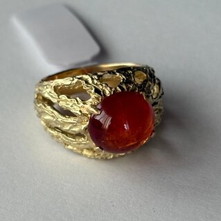 Vintage ring with Mandarin garnet