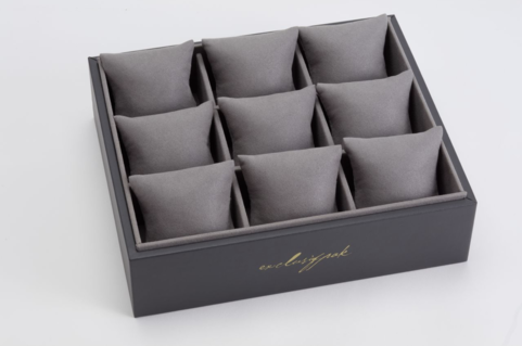 Large Travel Trays