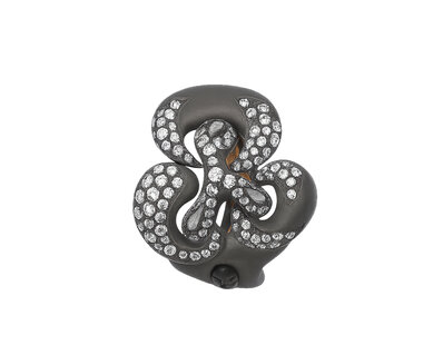 Velvet Hug ring
