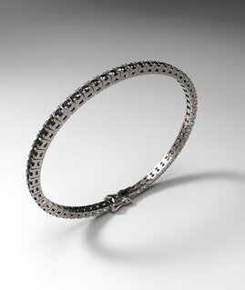 TENNIS BRACELET_SQUARE Model
